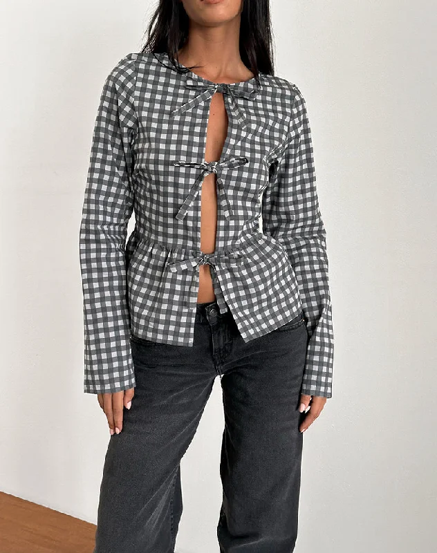 Weekend Shopping Extravaganza Bertaria Long Sleeve Top in Tonal Gingham Black and Grey