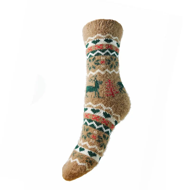 Fawn, green and white Reindeer patterned soft Wool Blend socks