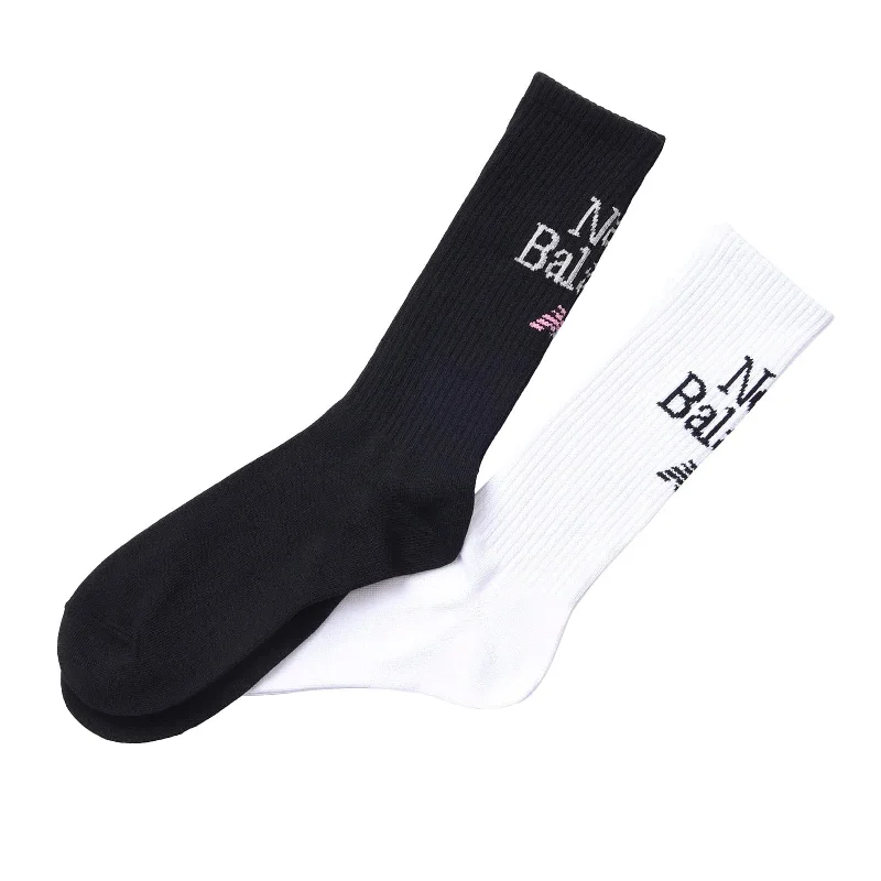 NEW BALANCE LIFESTYLE SOCKS REGULAR LENGTH 2 PAIRS WHITE and BLACK